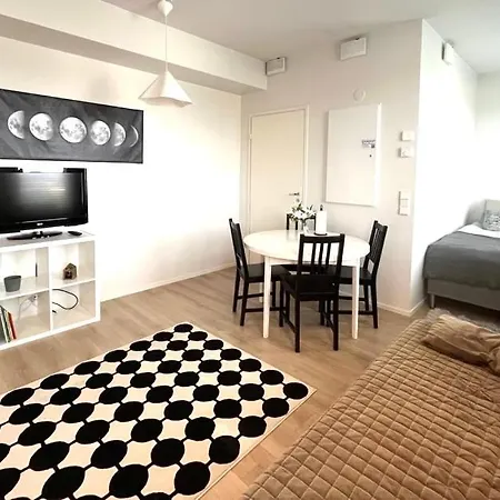 Modern&lovely Near Center * טורקו