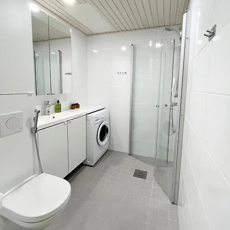 Modern&lovely Near Center *